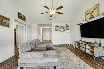 118 Yorktown Court, Venus, TX 76084 - Photo 4