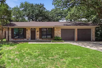 3318 Woodthrush Lane, Denton, TX 76209 - Photo 4