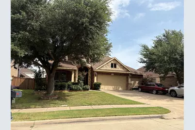 2756 Explorador, Grand Prairie, TX 75054 - Photo 2
