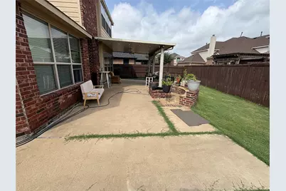 2756 Explorador, Grand Prairie, TX 75054 - Photo 6