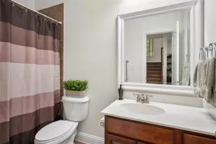 835 Rockingham Dr, Irving, TX 75063 - Photo 24