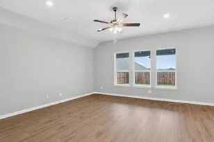 3348 Pier Vw St, Grand Prairie, TX 76065 - Photo 8