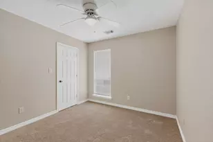 117 W Wilson Ave, Sherman, TX 75090 - Photo 28