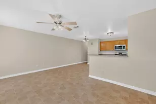 117 W Wilson Ave, Sherman, TX 75090 - Photo 8