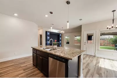 925 Walls Boulevard, Crowley, TX 76036 - Photo 14
