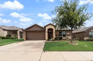 925 Walls Blvd, Crowley, TX 76036 - Photo 1