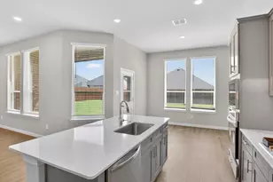 3324 Pier Vw St, Grand Prairie, TX 76065 - Photo 6