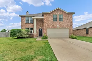 1301 Erin Ct, Burleson, TX 76028 - Photo 1