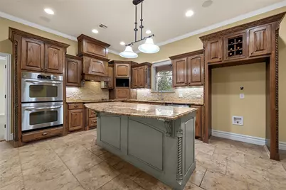 7030 Flagstone Circle, McGregor, TX 76657 - Photo 2