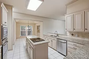 3318 Summergrove Dr, Arlington, TX 76001 - Photo 8