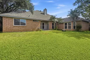 3318 Summergrove Dr, Arlington, TX 76001 - Photo 28