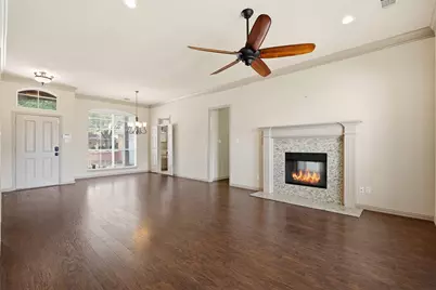 3318 Summergrove Drive, Arlington, TX 76001 - Photo 6
