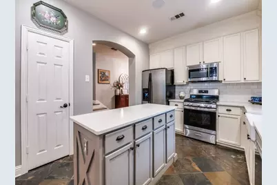 2452 Dockside, Grand Prairie, TX 75054 - Photo 4