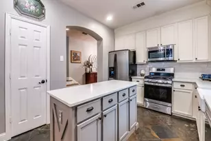 2452 Dockside, Grand Prairie, TX 75054 - Photo 4
