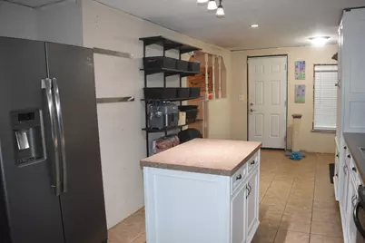 1015 Winkler Street, Ennis, TX 75119 - Photo 4