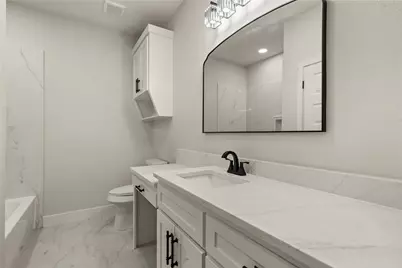 214 Rogers Street, McGregor, TX 76657 - Photo 12