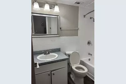 900 N Center Street, Arlington, TX 76011 - Photo 8