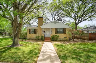 910 Reverchon Dr, Dallas, TX 75211 - Photo 2