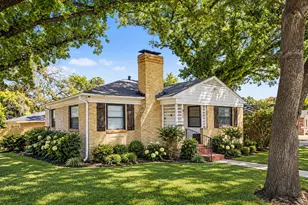 910 Reverchon Dr, Dallas, TX 75211 - Photo 2