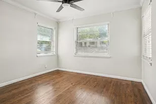 910 Reverchon Dr, Dallas, TX 75211 - Photo 12