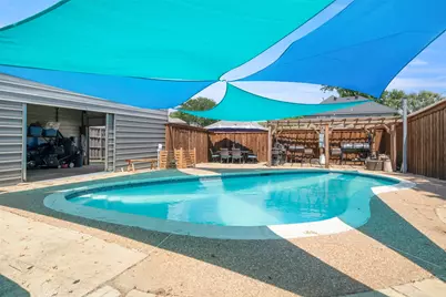 1428 Creekview Drive, Lewisville, TX 75067 - Photo 18