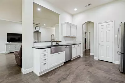 306 Barton Street, Royse City, TX 75189 - Photo 10