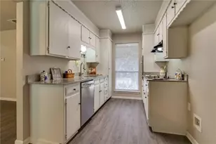 7820 Kermit, Fort Worth, TX 76116 - Photo 8