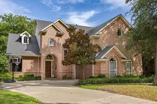 5832 Forest Bend Pl, Fort Worth, TX 76112 - Photo 1