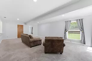 1327 Big Stone Gap Rd, Duncanville, TX 75137 - Photo 14