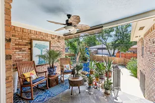 8324 Moorcroft Dr, Dallas, TX 75228 - Photo 32