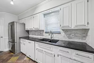 8324 Moorcroft Dr, Dallas, TX 75228 - Photo 14