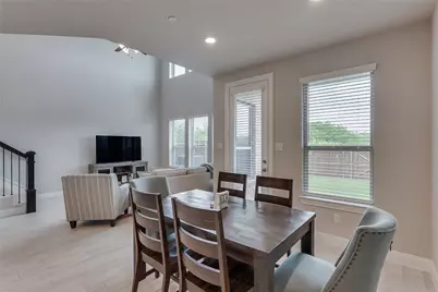 509 Hutchinson Lane, Lewisville, TX 75077 - Photo 10
