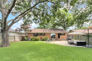 1815 Oates Dr, Dallas, TX 75228 - Photo 18
