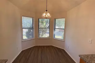 923 Simon Dr, Cedar Hill, TX 75104 - Photo 6