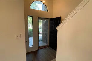 923 Simon Dr, Cedar Hill, TX 75104 - Photo 2