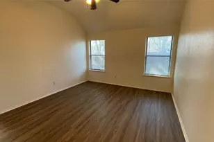 923 Simon Dr, Cedar Hill, TX 75104 - Photo 14