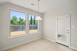 1705 Zebra Finch Dr, Little Elm, TX 75068 - Photo 10