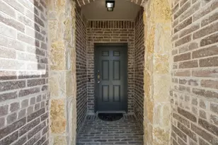 1705 Zebra Finch Dr, Little Elm, TX 75068 - Photo 2