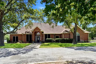447 W Bypass 287, Alvord, TX 76225 - Photo 2