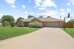 213 Bryant St, Pottsboro, TX 75076 - Photo 4