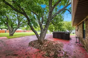 612 W Highland St, West, TX 76691 - Photo 22