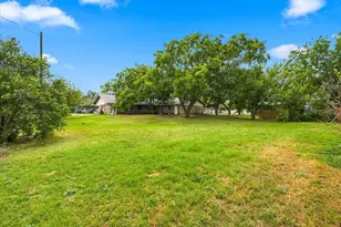612 W Highland St, West, TX 76691 - Photo 28