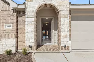 1009 Raptor Rd, Alvarado, TX 76009 - Photo 2