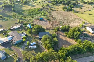 9608 Clark St, Joshua, TX 76058 - Photo 36