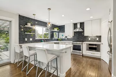 7045 Gaston Parkway, Dallas, TX 75214 - Photo 12