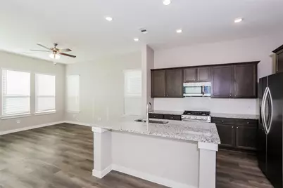 714 Lacewing Drive, Arlington, TX 76005 - Photo 2