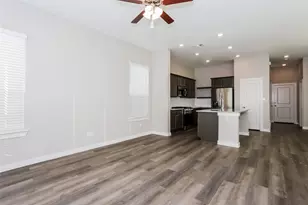 714 LACEWING DR, Arlington, TX 76005 - Photo 4