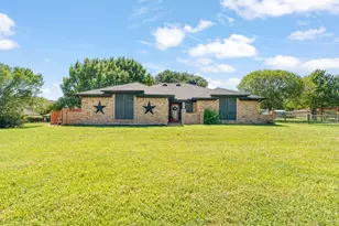7500 Parker Dr E, Burleson, TX 76028 - Photo 1