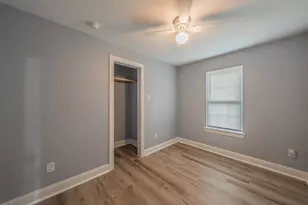917 E Jessamine St, Fort Worth, TX 76104 - Photo 20