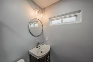 917 E Jessamine St, Fort Worth, TX 76104 - Photo 34